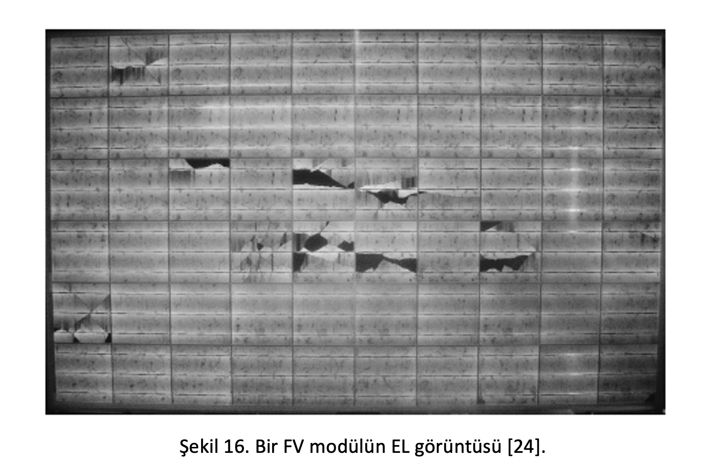 Şekil 16, çok sayıda çatlak içeren bir FV modülün EL görüntüsünü göstermektedir